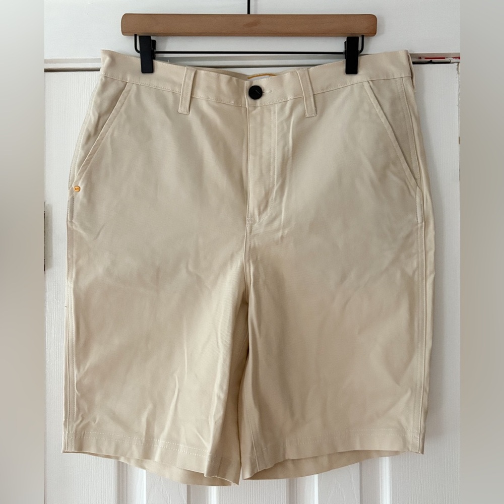 Caterpillar Tan Shorts Size 34 Stretch Waist 9‎ Inch Length NWT
